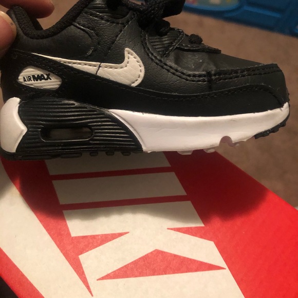 nike airmax black and grey